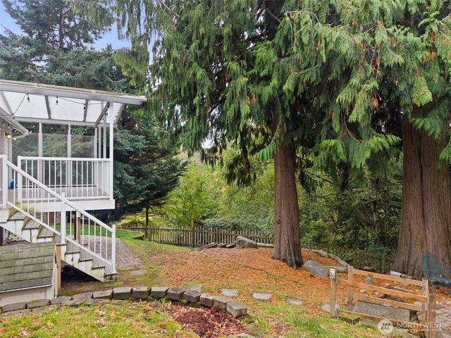 7018 Falcon Court, Arlington, WA 98223