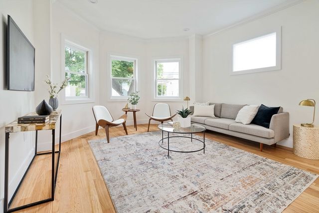 23 Franklin St 1, Somerville, MA 02145