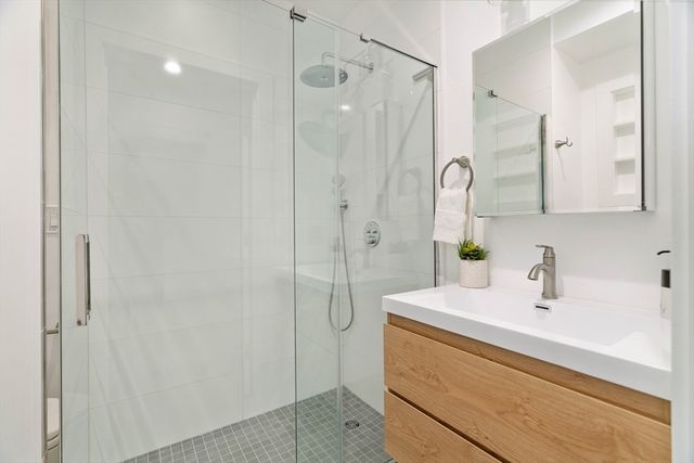 23 Franklin St 1, Somerville, MA 02145