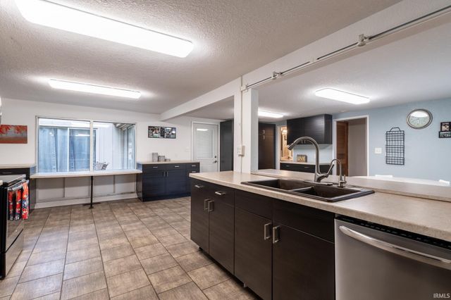 8520 Fiesta Way, Fort Wayne, IN 46815