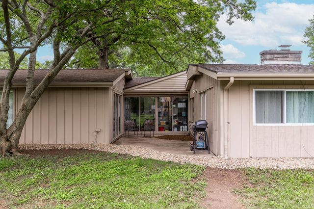 8520 Fiesta Way, Fort Wayne, IN 46815
