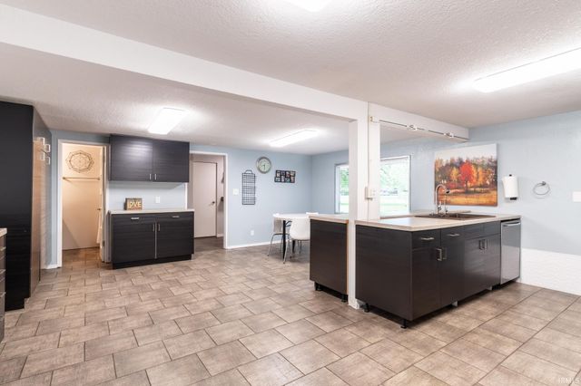 8520 Fiesta Way, Fort Wayne, IN 46815