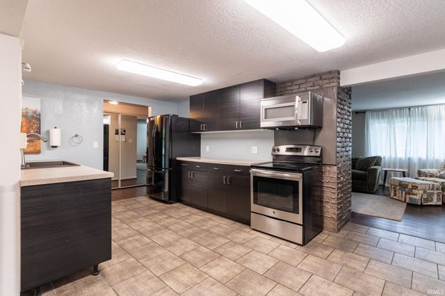 8520 Fiesta Way, Fort Wayne, IN 46815