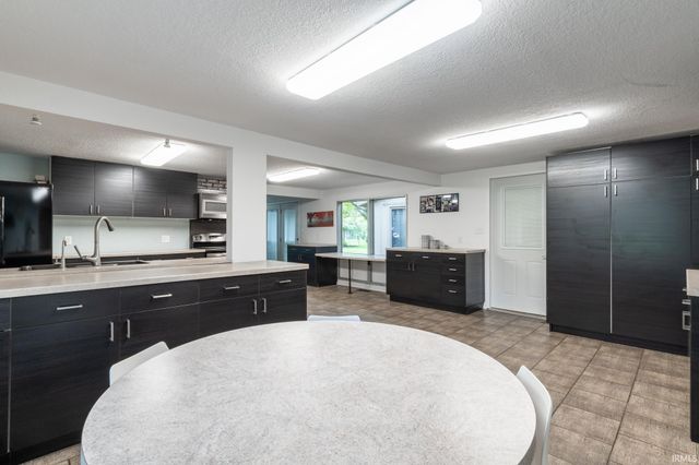 8520 Fiesta Way, Fort Wayne, IN 46815