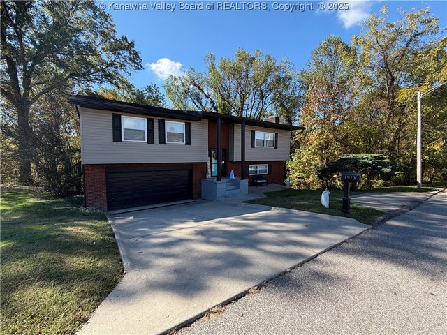 1913 Bona Vista Drive, Charleston, WV 25311