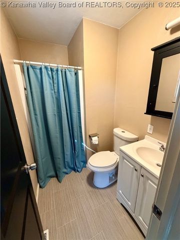 1913 Bona Vista Drive, Charleston, WV 25311