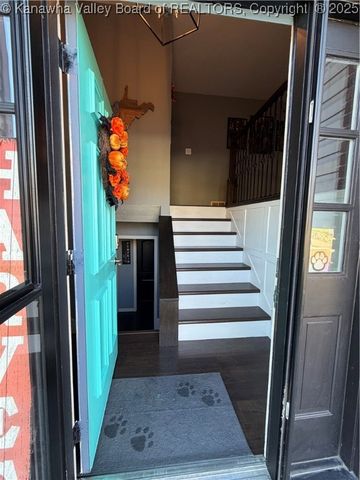 1913 Bona Vista Drive, Charleston, WV 25311