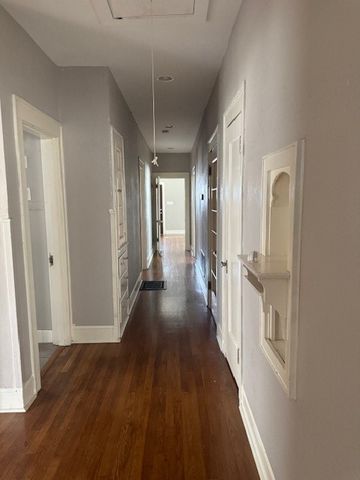 2701 Stuart Drive, Fort Worth, TX 76104