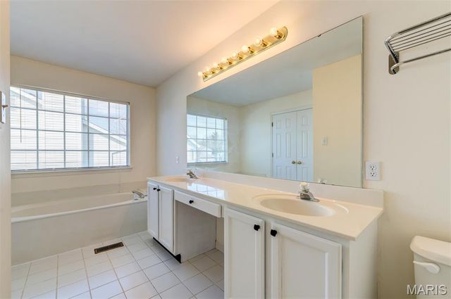 192 Cherry Hills Meadows Drive, Wildwood, MO 63040