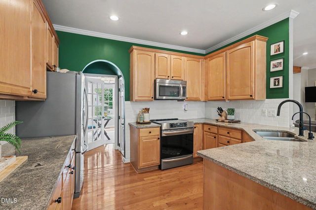 3533 Choplinshire Way, Apex, NC 27539