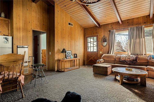 1164 Bear Springs, Rimforest, CA 92378