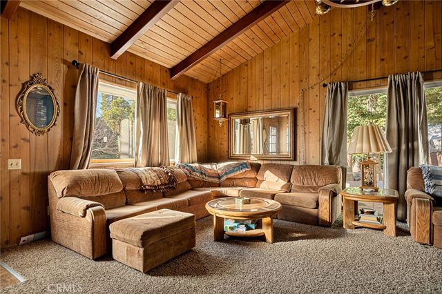 1164 Bear Springs, Rimforest, CA 92378