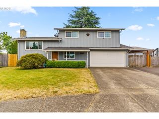 2185 ROSE BLOSSOM Dr, Springfield, OR 97477