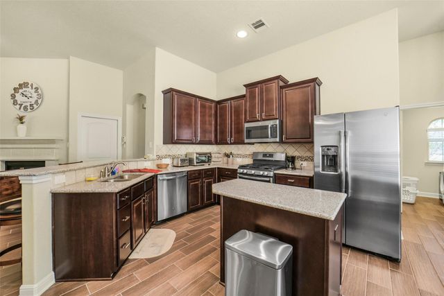 18843 Aspen Heights Trail, Cypress, TX 77429