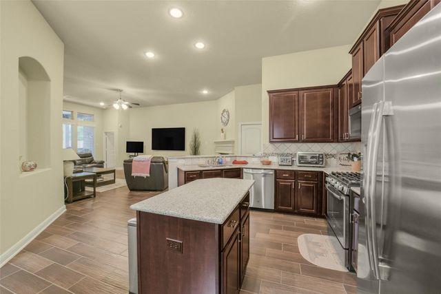 18843 Aspen Heights Trail, Cypress, TX 77429