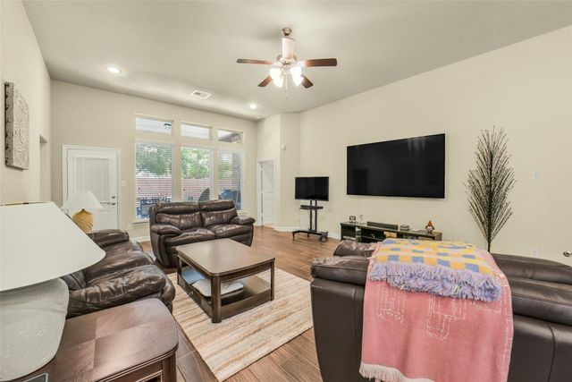 18843 Aspen Heights Trail, Cypress, TX 77429