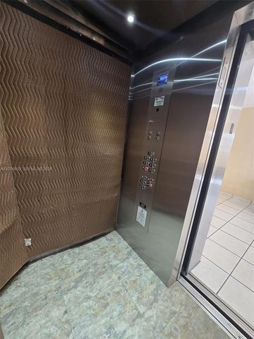 9688 Fontainebleau Boulevard 409, Miami, FL 33172