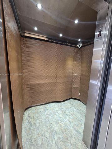 9688 Fontainebleau Boulevard 409, Miami, FL 33172
