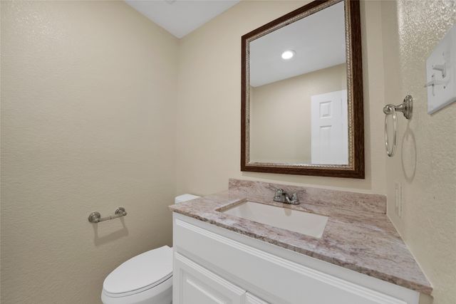 2303 Park Hill Drive, Fort Worth, TX 76110