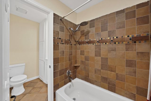 2303 Park Hill Drive, Fort Worth, TX 76110