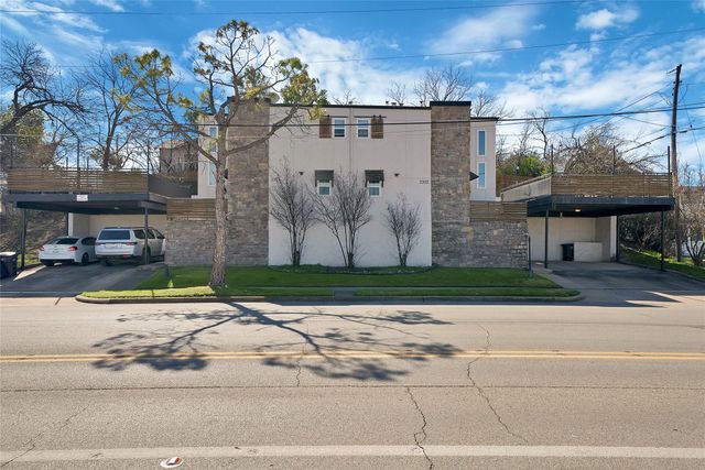 2303 Park Hill Drive, Fort Worth, TX 76110