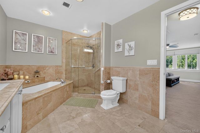 436 Trump Park, Shrub Oak, NY 10588