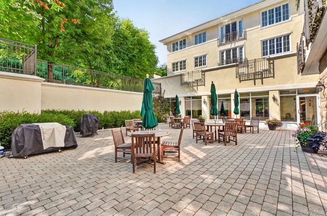 436 Trump Park, Shrub Oak, NY 10588