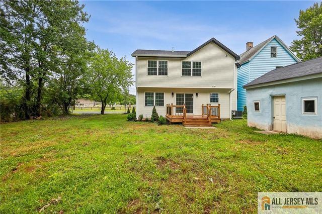 101 Saint Stephens Avenue, Keasbey, NJ 08832