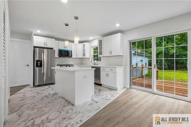 101 Saint Stephens Avenue, Keasbey, NJ 08832