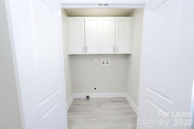 3825 Westway Drive, Charlotte, NC 28208