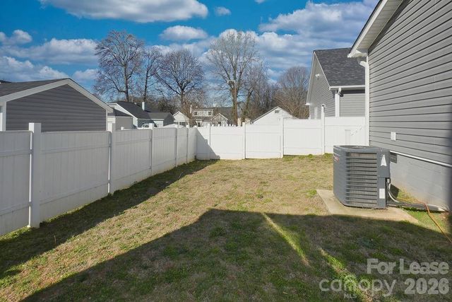 3825 Westway Drive, Charlotte, NC 28208