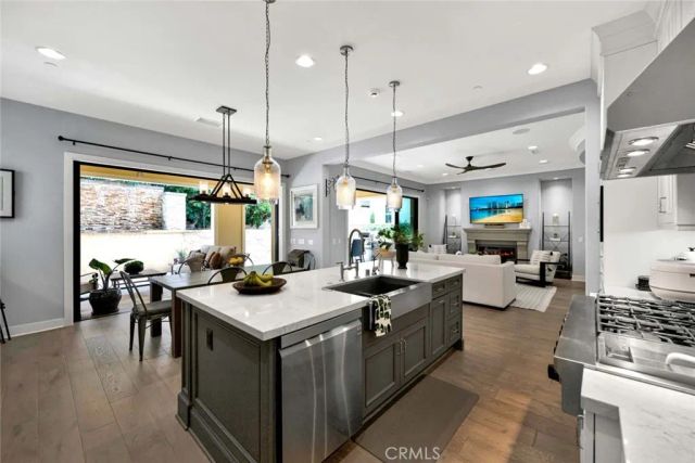 32 Lark, Lake Forest, CA 92630