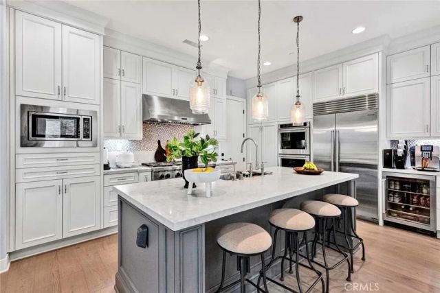 32 Lark, Lake Forest, CA 92630