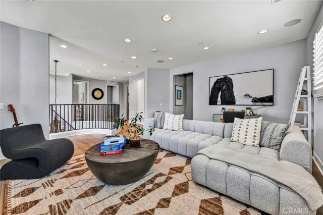 32 Lark, Lake Forest, CA 92630