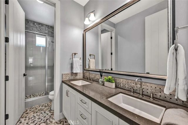 32 Lark, Lake Forest, CA 92630