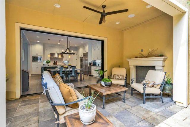 32 Lark, Lake Forest, CA 92630