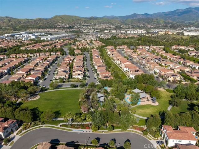 32 Lark, Lake Forest, CA 92630