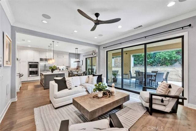 32 Lark, Lake Forest, CA 92630