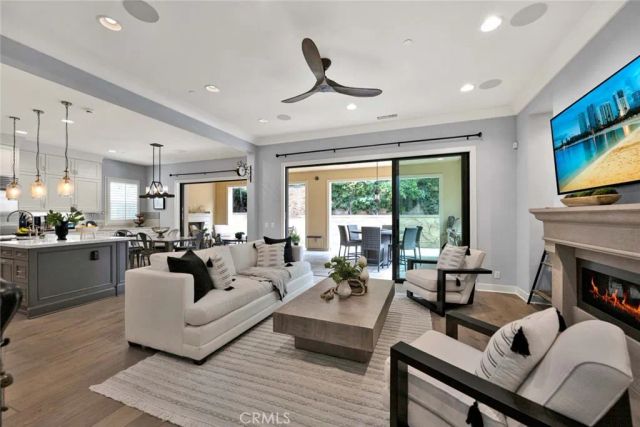 32 Lark, Lake Forest, CA 92630