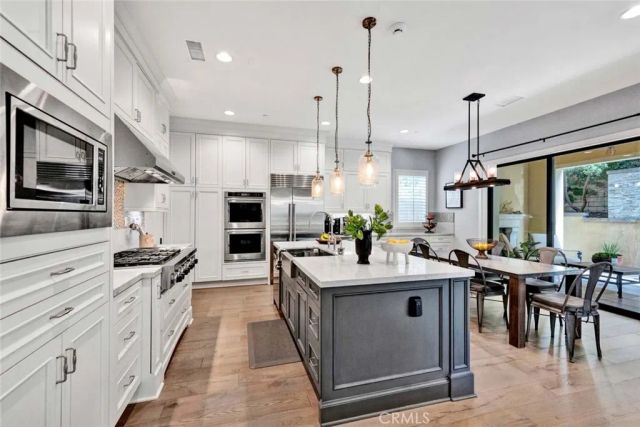 32 Lark, Lake Forest, CA 92630