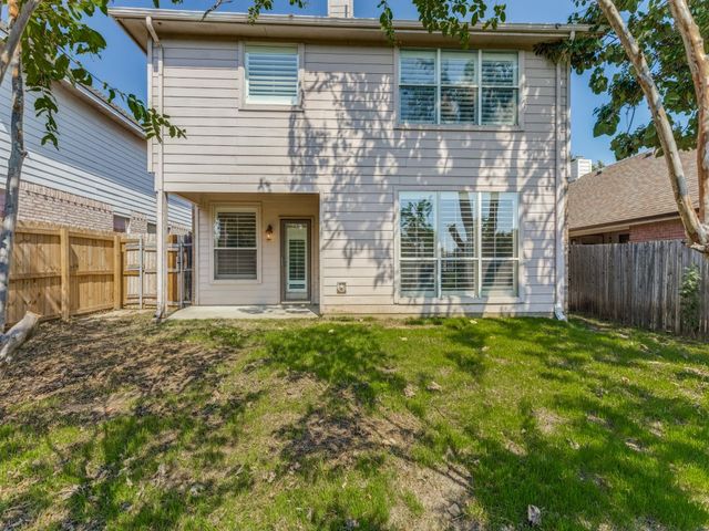 5404 Pecan Creek Circle, Fort Worth, TX 76244