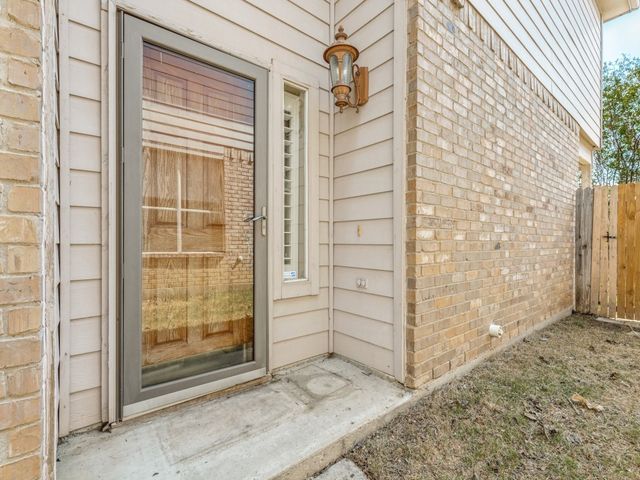 5404 Pecan Creek Circle, Fort Worth, TX 76244