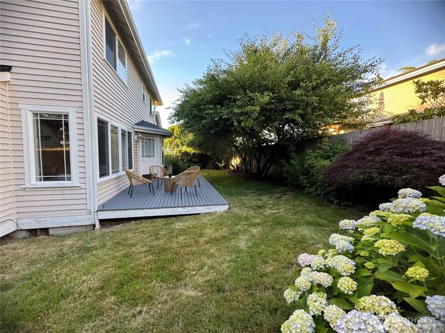 510 3rd Avenue N, Edmonds, WA 98020