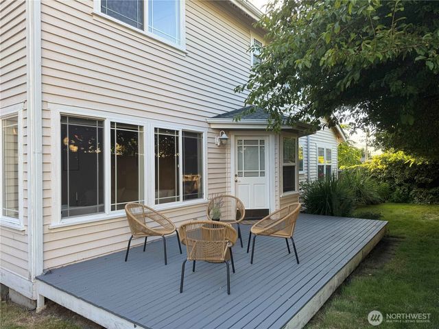 510 3rd Avenue N, Edmonds, WA 98020