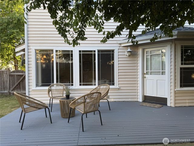 510 3rd Avenue N, Edmonds, WA 98020