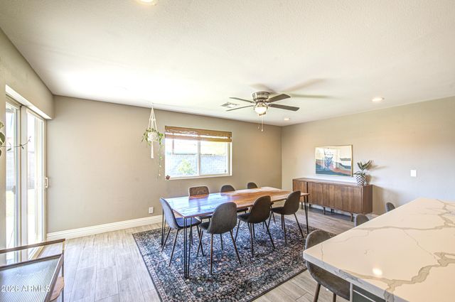 1640 N QUEENSBURY Road, Mesa, AZ 85201