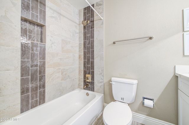 1640 N QUEENSBURY Road, Mesa, AZ 85201