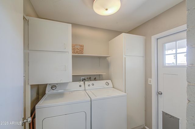 1640 N QUEENSBURY Road, Mesa, AZ 85201