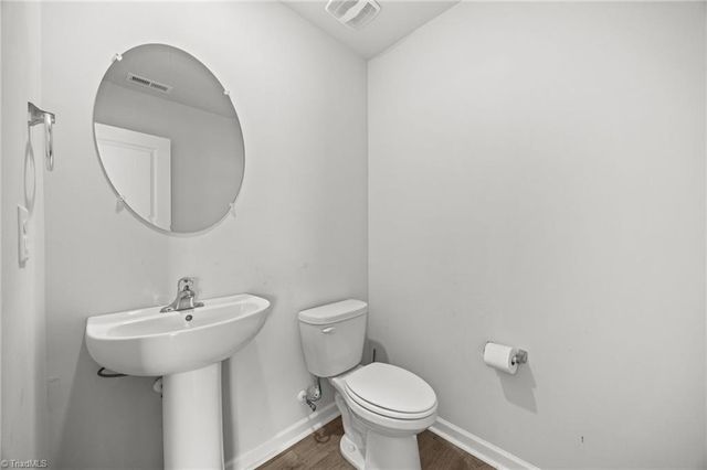 6884 Keeneland Drive, Whitsett, NC 27377