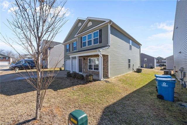 6884 Keeneland Drive, Whitsett, NC 27377